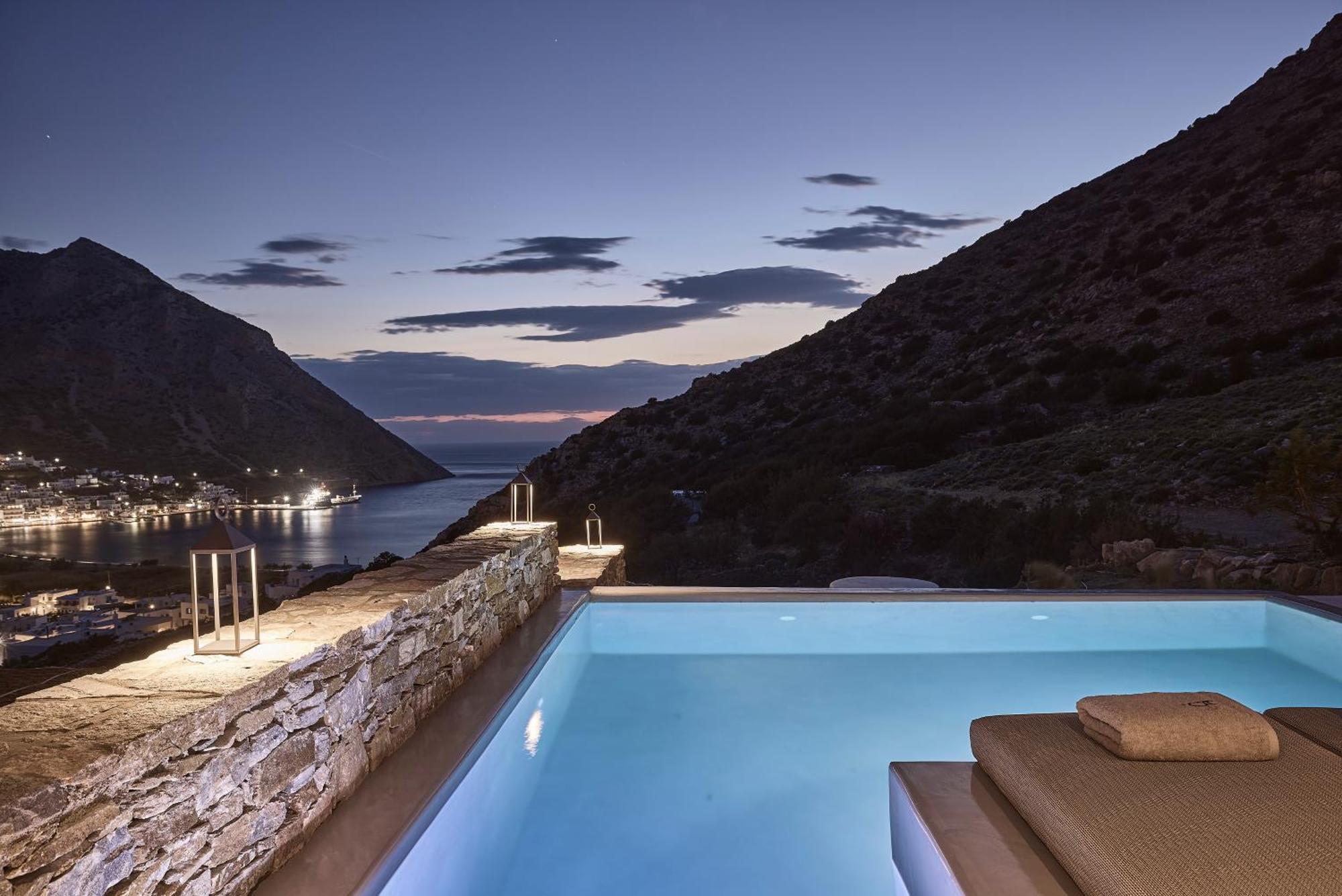 Apsila Pool Suites Kamares  Værelse billede